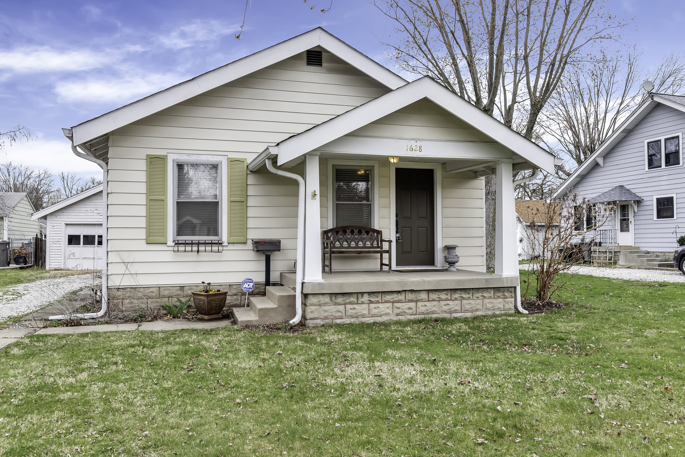 1628 E Loretta Drive Indianapolis IN 46227