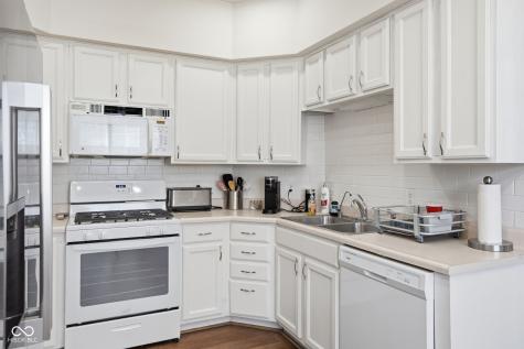 6906 Harbour Woods Overlook Noblesville IN 46062