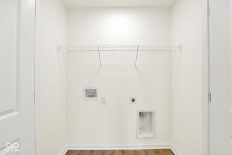 8562 Goldfinch Road Brownsburg IN 46112