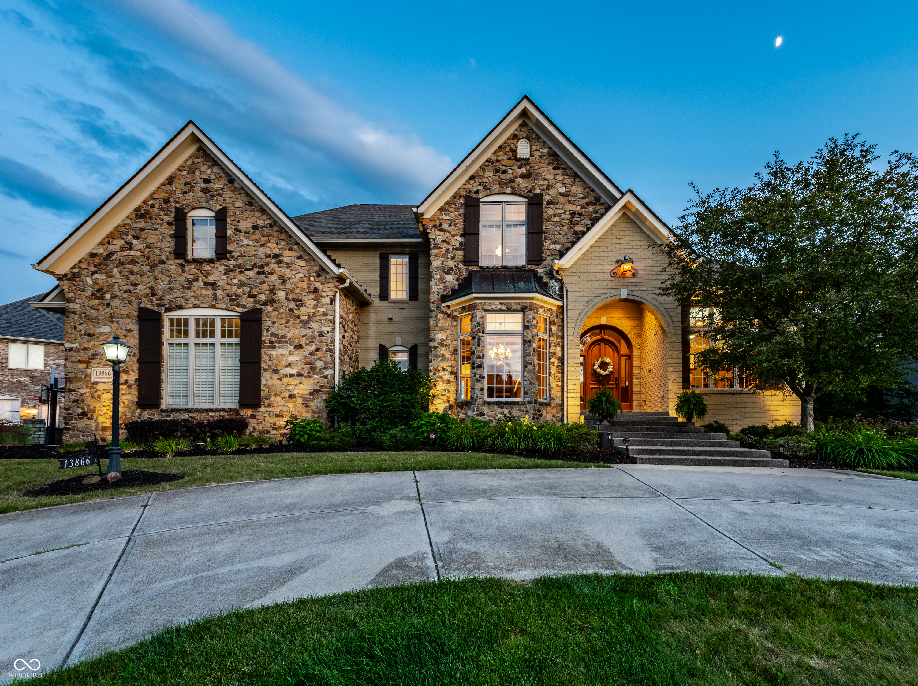 13866 Coldwater Drive Carmel IN 46032