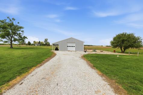 10493 N Us Highway 231 Roachdale IN 46172