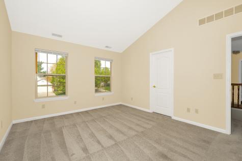 5749 Oakcrest Drive Indianapolis IN 46237