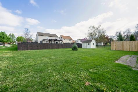 5749 Oakcrest Drive Indianapolis IN 46237