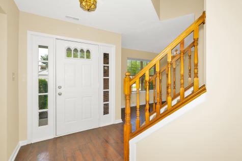 5749 Oakcrest Drive Indianapolis IN 46237