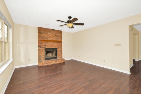 5749 Oakcrest Drive Indianapolis IN 46237