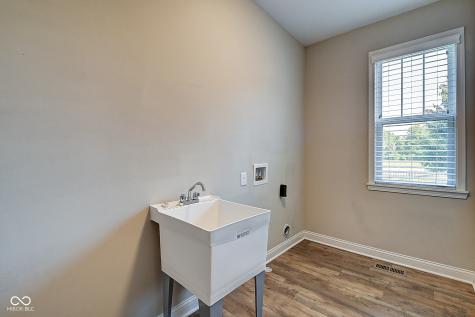 6022 Easy Lane Indianapolis IN 46259