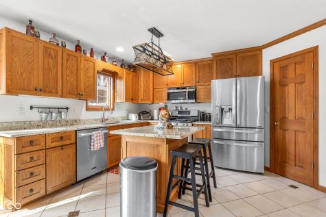 2093 Iroquois Trail Columbus IN 47203
