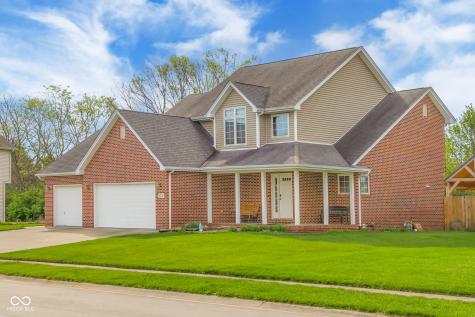 2093 Iroquois Trail Columbus IN 47203