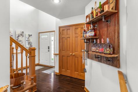 2093 Iroquois Trail Columbus IN 47203
