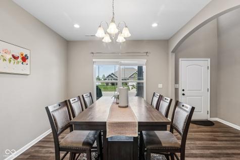 9257 Thames Drive Avon IN 46123