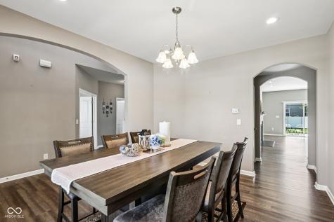9257 Thames Drive Avon IN 46123