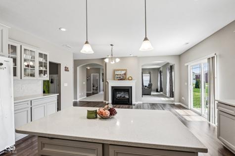 9257 Thames Drive Avon IN 46123