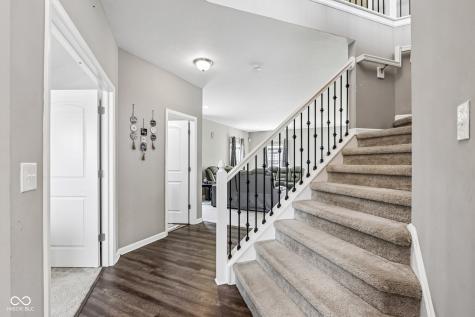 9257 Thames Drive Avon IN 46123