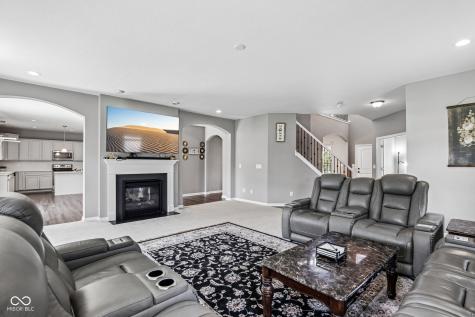 9257 Thames Drive Avon IN 46123