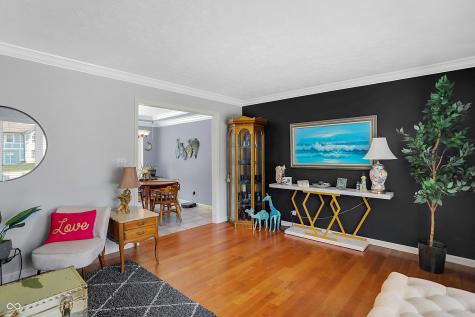 6903 Glacier Drive Indianapolis IN 46217