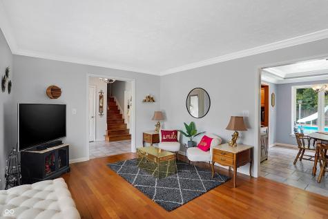 6903 Glacier Drive Indianapolis IN 46217