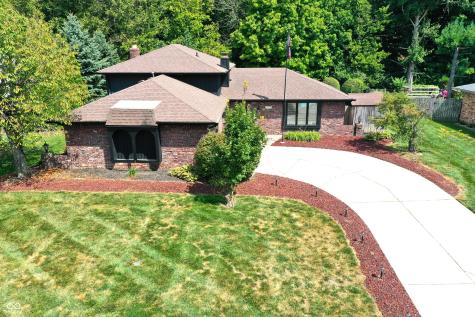 6903 Glacier Drive Indianapolis IN 46217