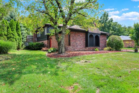 6903 Glacier Drive Indianapolis IN 46217