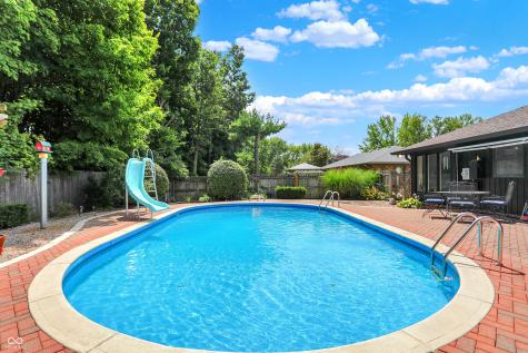 6903 Glacier Drive Indianapolis IN 46217