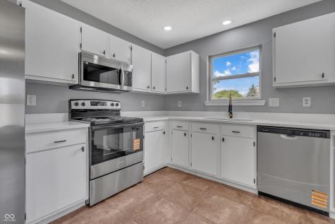 367 Brookstone Drive Greenfield IN 46140