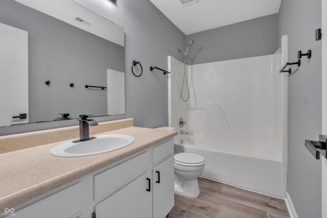 367 Brookstone Drive Greenfield IN 46140