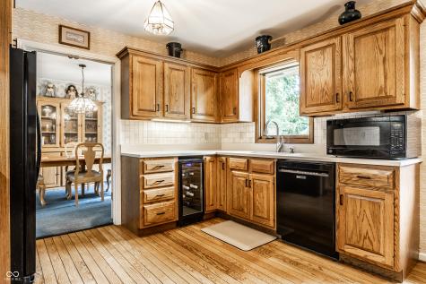 3229 E 69th Street Indianapolis IN 46220