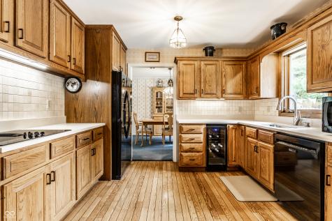 3229 E 69th Street Indianapolis IN 46220