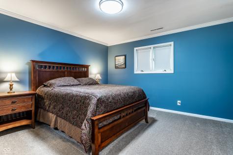 3229 E 69th Street Indianapolis IN 46220