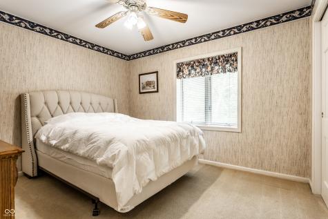 3229 E 69th Street Indianapolis IN 46220