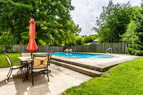 3229 E 69th Street Indianapolis IN 46220