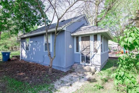 1913 E 67th Street Indianapolis IN 46220