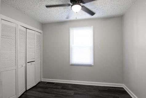 1913 E 67th Street Indianapolis IN 46220
