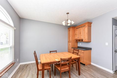 10121 Youngwood Lane Fishers IN 46038