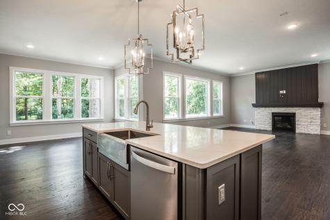 577 Foxboro Drive Avon IN 46123