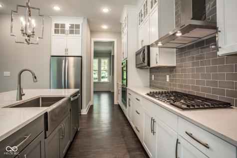 577 Foxboro Drive Avon IN 46123