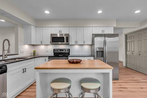9010 Deer Run Drive Indianapolis IN 46256