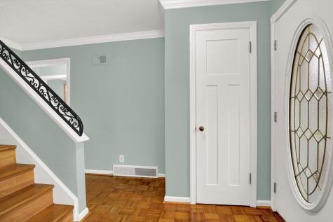 17 W 57th Street Indianapolis IN 46208