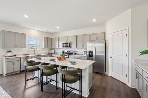6052 Tacoma Boulevard Whitestown IN 46075