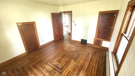 15538 N State Road 37 Elwood IN 46036