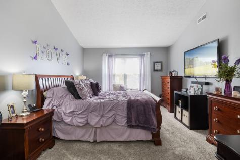 8440 Smithfield Lane Indianapolis IN 46237