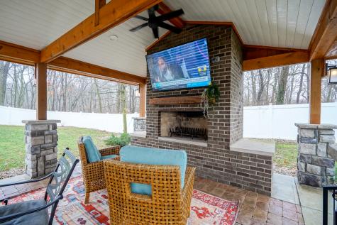 9221 Log Run Drive S Indianapolis IN 46234