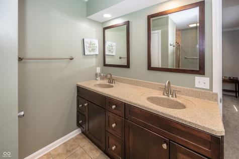 4406 Briarwood Drive Indianapolis IN 46250