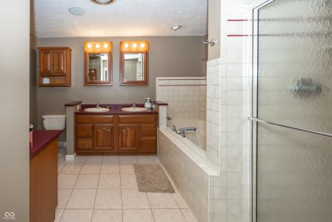 4406 Briarwood Drive Indianapolis IN 46250