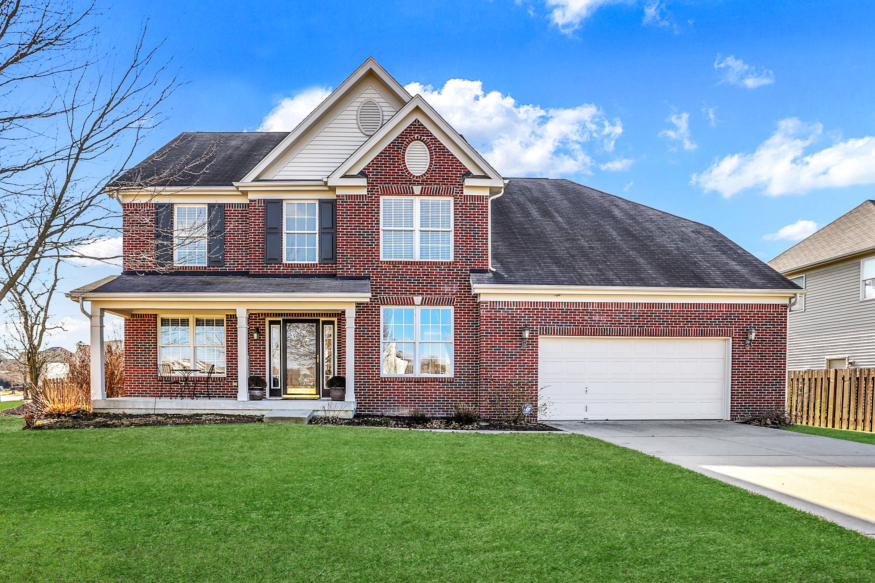 8899 Flagstone Drive Zionsville IN 46077