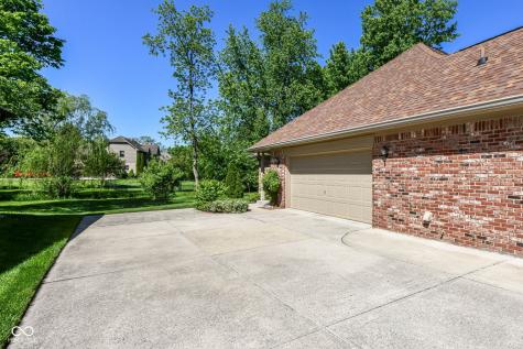 282 Adrienne Drive Greenwood IN 46142