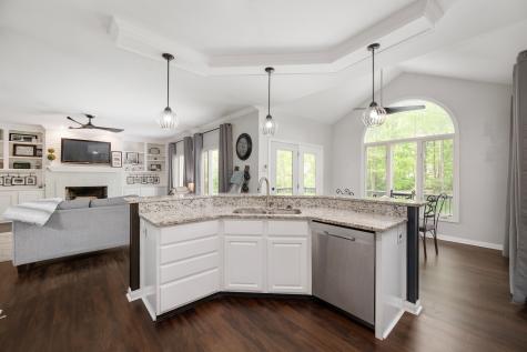 12320 Old Stone Drive Indianapolis IN 46236