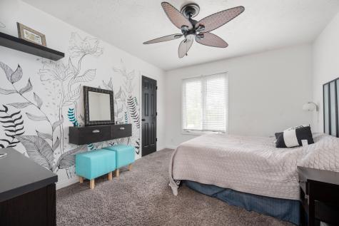 12320 Old Stone Drive Indianapolis IN 46236
