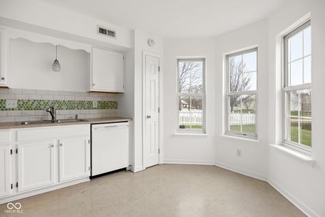 10877 Washington Bay Drive Fishers IN 46037