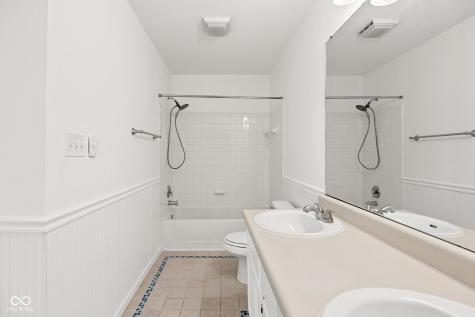 10877 Washington Bay Drive Fishers IN 46037
