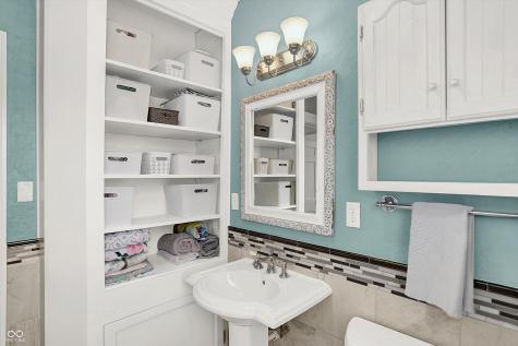 8432 E 56th Street Indianapolis IN 46216